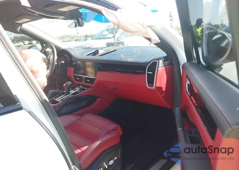 2020 Porsche Cayenne E-Hybrid Coupe z USA, uszkodzony, nr VIN WP1BE2AY9LDA55293